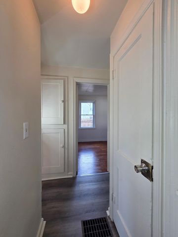 2569 Lexington Avenue, Columbus, OH 43211