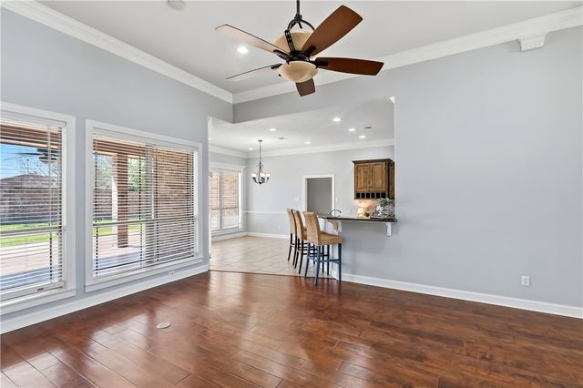 9201 Brookwater Circle, College Station, TX 77845