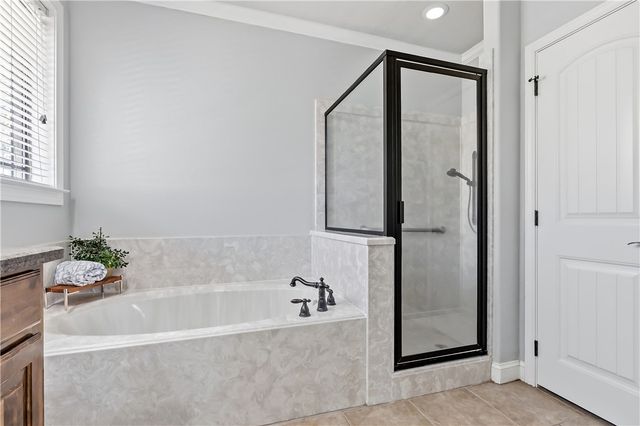 9201 Brookwater Circle, College Station, TX 77845