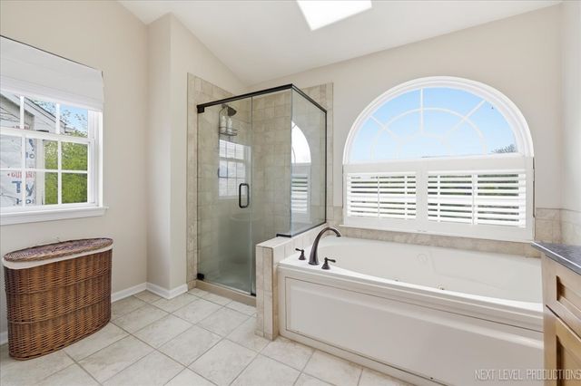 3219 Larrabee Drive, Geneva, IL 60134