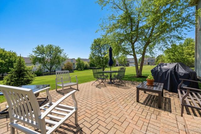 3219 Larrabee Drive, Geneva, IL 60134