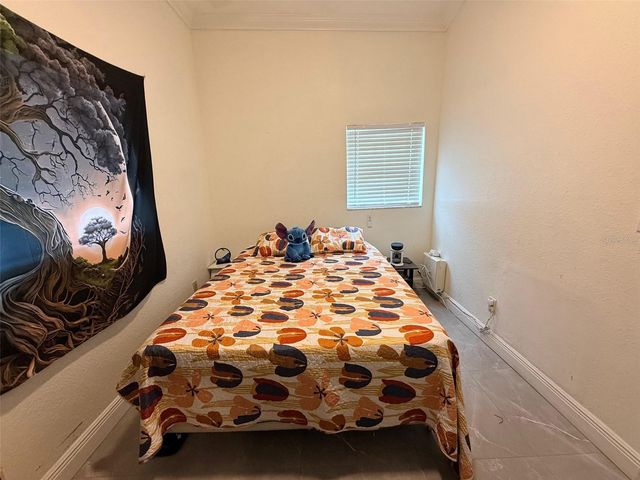 5602 CHARLES DRIVE, Tampa, FL 33619