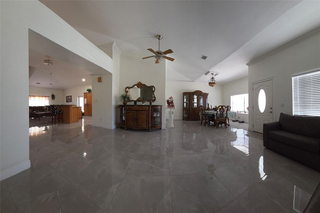 Image 12 of property listing at 5602 CHARLES DRIVE, Tampa, FL 33619