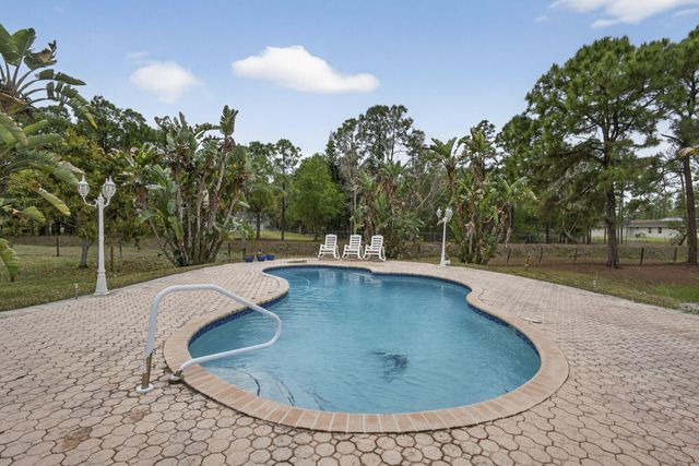 17044 N 72nd Rd Road N, Loxahatchee, FL 33470