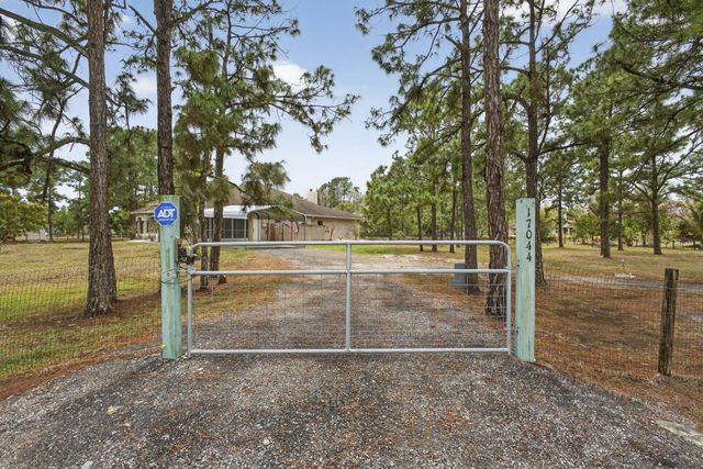 17044 N 72nd Rd Road N, Loxahatchee, FL 33470