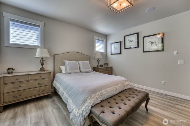 18595 Sawgrass Drive NE, Poulsbo, WA 98370