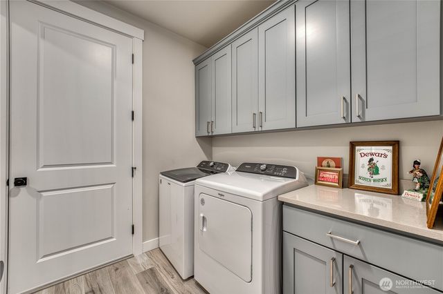 18595 Sawgrass Drive NE, Poulsbo, WA 98370