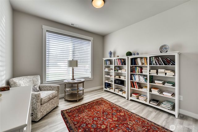 18595 Sawgrass Drive NE, Poulsbo, WA 98370