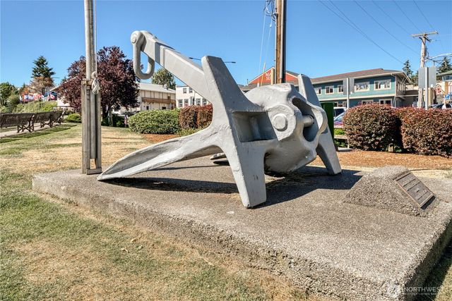18595 Sawgrass Drive NE, Poulsbo, WA 98370