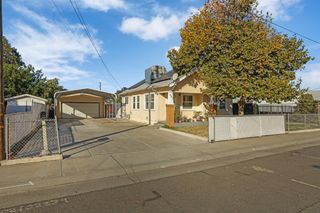 803 S David Ave, Stockton, CA 95205