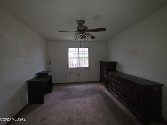 211 W Roger Rd Apt 24, Tucson, AZ 85705