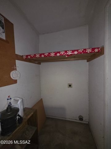 211 W Roger Rd Apt 24, Tucson, AZ 85705