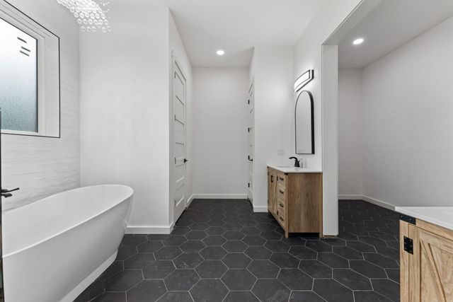 1314 Chestnut Ridge Road, Houston, TX 77339