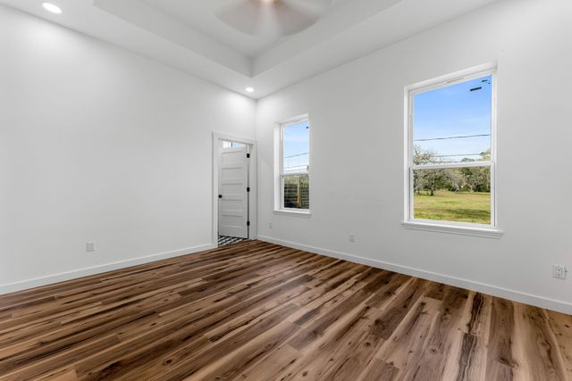 1314 Chestnut Ridge Road, Houston, TX 77339