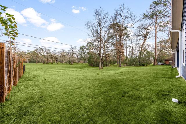 1314 Chestnut Ridge Road, Houston, TX 77339