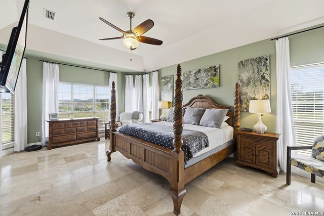 360 Bluff Creek Rd, Center Point, TX 78010