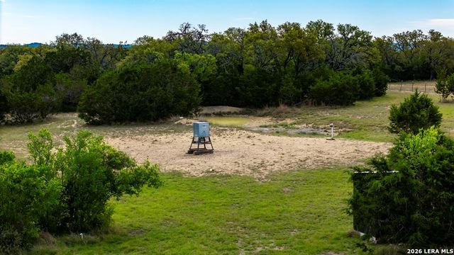 360 Bluff Creek Rd, Center Point, TX 78010