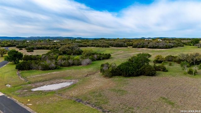 360 Bluff Creek Rd, Center Point, TX 78010