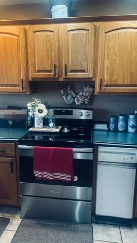 1368 Highway 12, Gentry, AR 72734