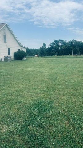 1368 Highway 12, Gentry, AR 72734