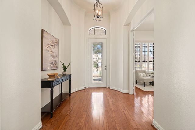 9317 Grandview Drive, Denton, TX 76207