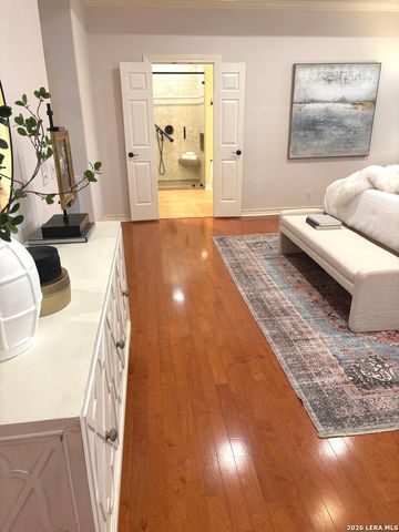 6 CENTURY GLN, San Antonio, TX 78257
