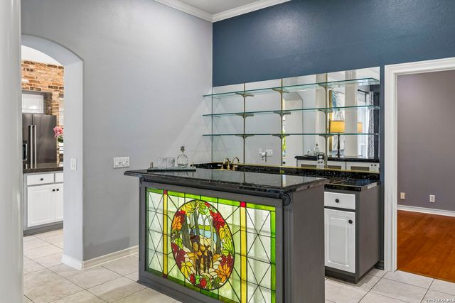6 CENTURY GLN, San Antonio, TX 78257