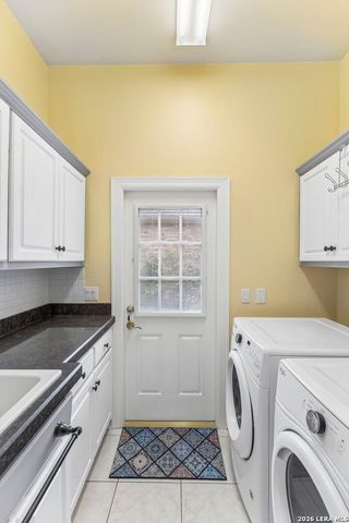 6 CENTURY GLN, San Antonio, TX 78257