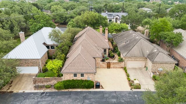 6 CENTURY GLN, San Antonio, TX 78257