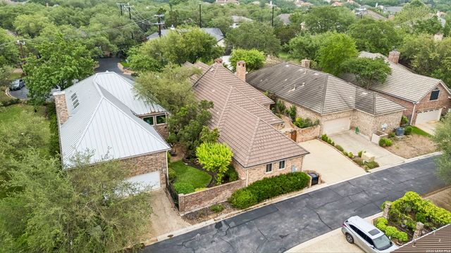 6 CENTURY GLN, San Antonio, TX 78257