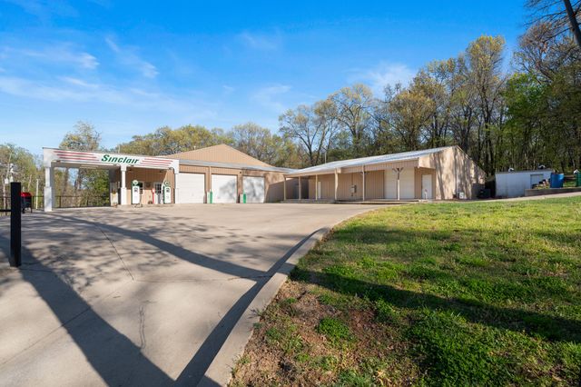 37108 S 4455 Road, Vinita, OK 74301