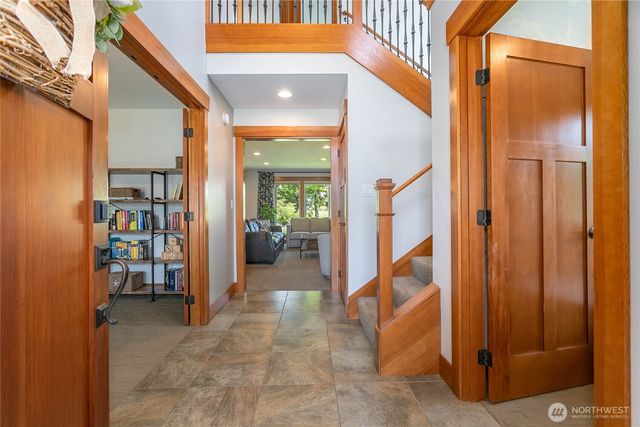 812 Sunrise Drive, Lynden, WA 98264