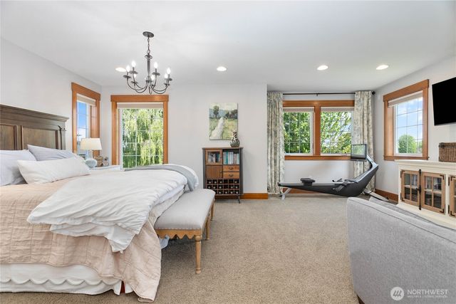 812 Sunrise Drive, Lynden, WA 98264