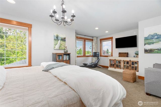 812 Sunrise Drive, Lynden, WA 98264