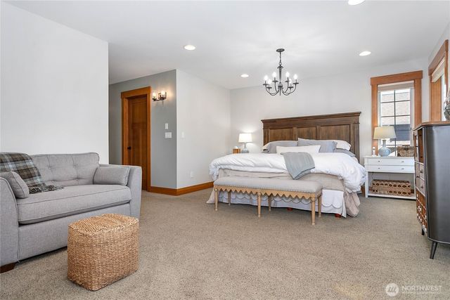 812 Sunrise Drive, Lynden, WA 98264