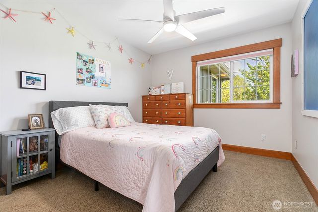 812 Sunrise Drive, Lynden, WA 98264