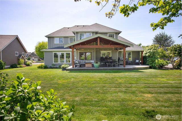 812 Sunrise Drive, Lynden, WA 98264