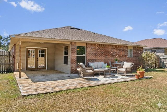 5609 Price Plantation Road, Baker, FL 32531