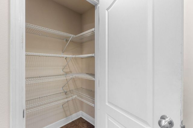 5609 Price Plantation Road, Baker, FL 32531