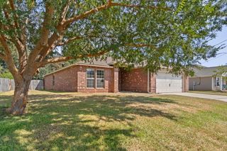5609 Price Plantation Road, Baker, FL 32531