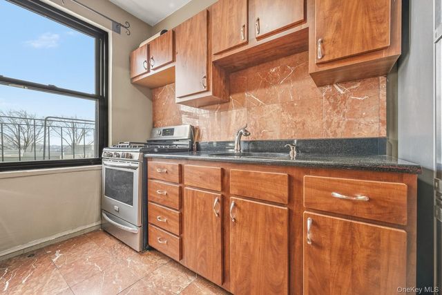 22-20 78 Street A-3, East Elmhurst, NY 11370