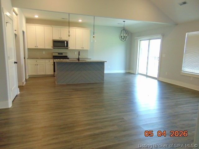 7810 Linwood Circle, Charlestown, IN 47111