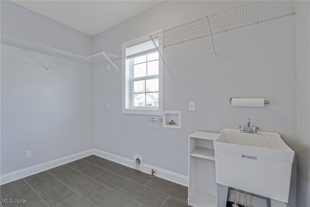 2962 Flossy Court, Willoughby, OH 44094