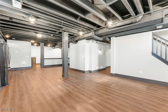 2962 Flossy Court, Willoughby, OH 44094