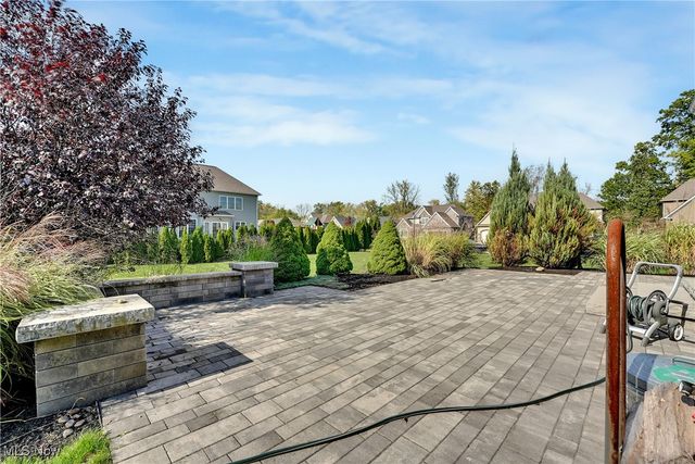 2962 Flossy Court, Willoughby, OH 44094