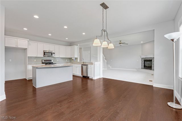 2962 Flossy Court, Willoughby, OH 44094