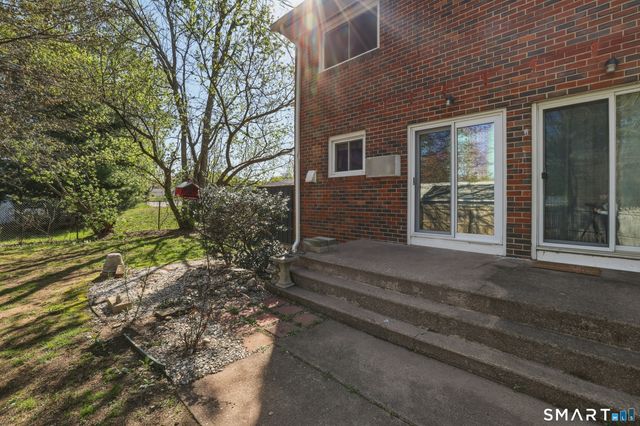 14 Lawton Road 17, Manchester, CT 06040