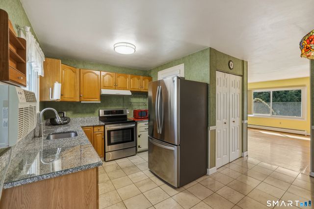 14 Lawton Road 17, Manchester, CT 06040