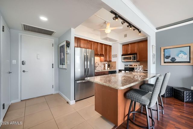 4750 N CENTRAL Avenue K17, Phoenix, AZ 85012
