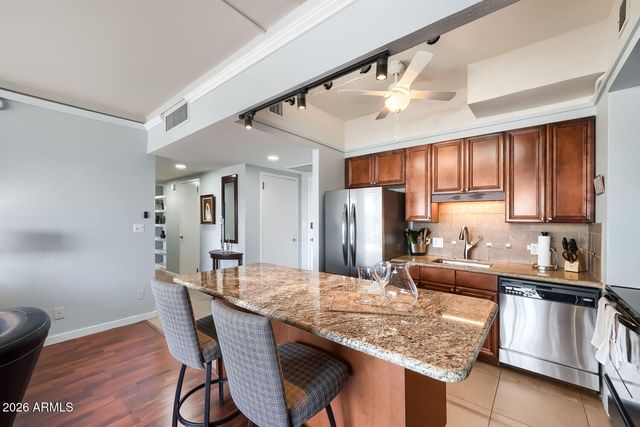 4750 N CENTRAL Avenue K17, Phoenix, AZ 85012